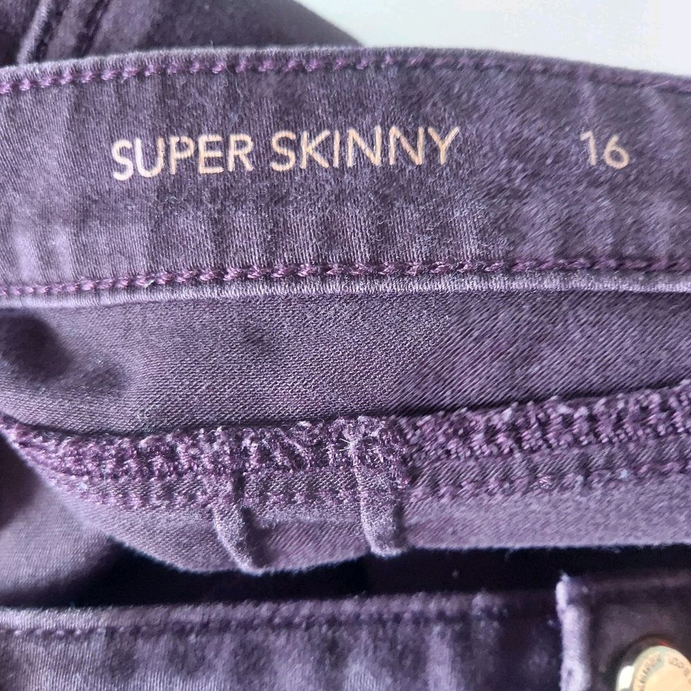 Jennifer Lopez Ladies Super‎ Skinny Jeans 16 Purple - Picture 3 of 7